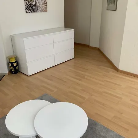 Haus zur Eiche 3,5 Zimmerwohnung bis zu 8 Gäste Chur Exterior foto
