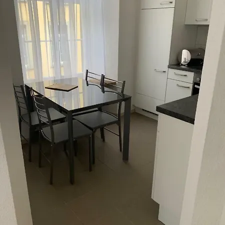Haus zur Eiche 3,5 Zimmerwohnung bis zu 8 Gäste Chur Exterior foto