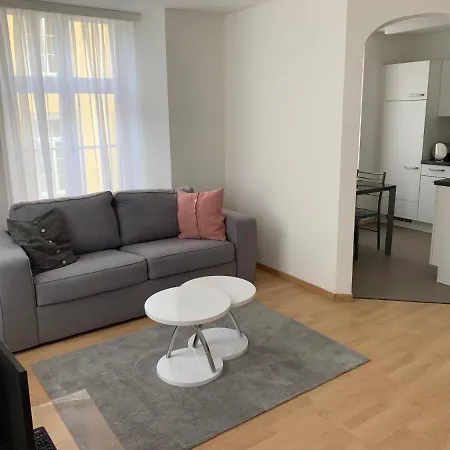 Haus zur Eiche 3,5 Zimmerwohnung bis zu 8 Gäste Chur Exterior foto
